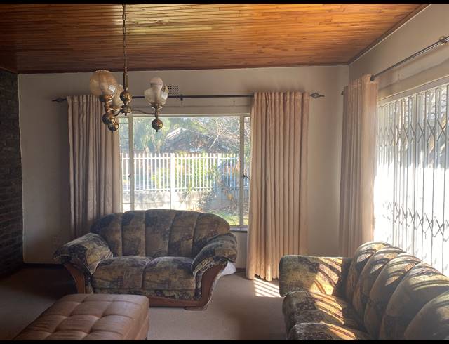 3 BEDROOM FREEHOLD FOR SALE IN PARKRAND